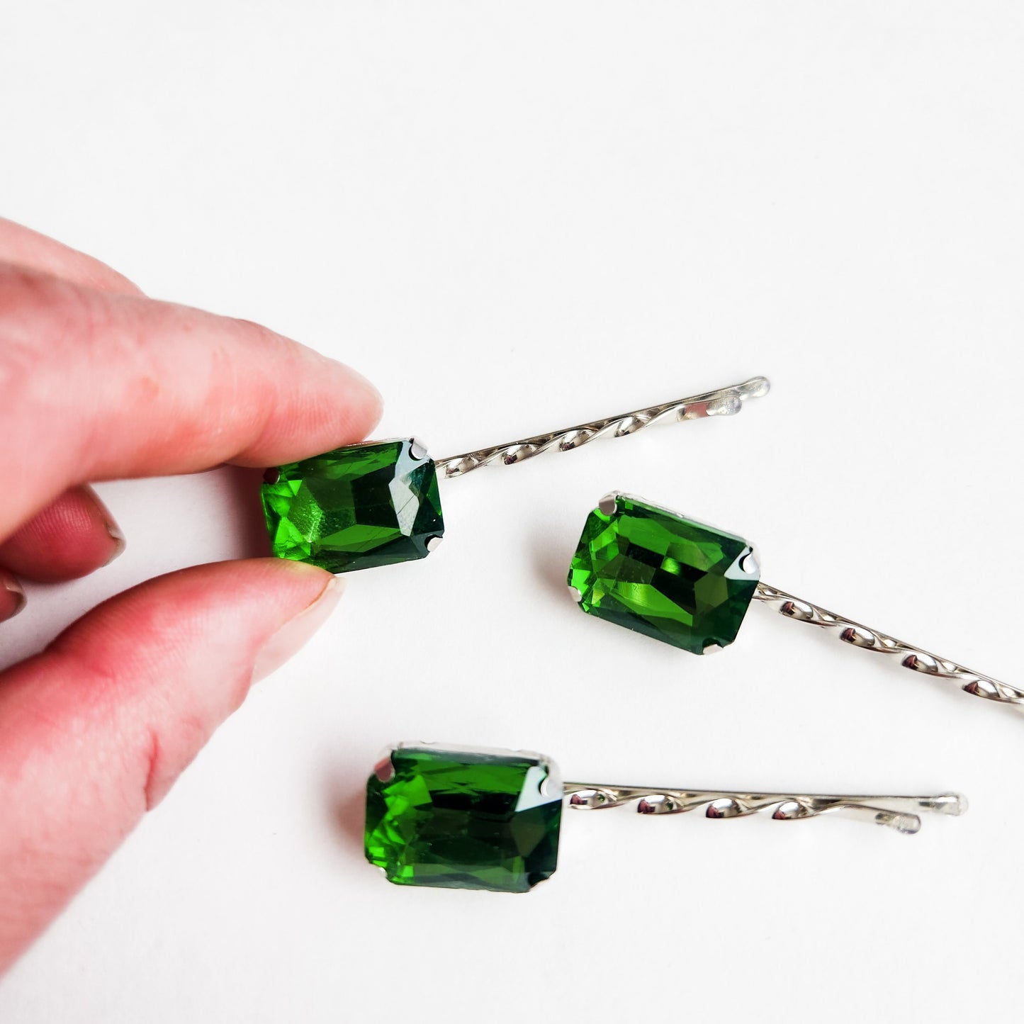 Emerald Green Vintage Rhinestone Hair Pins / Bobby Pins