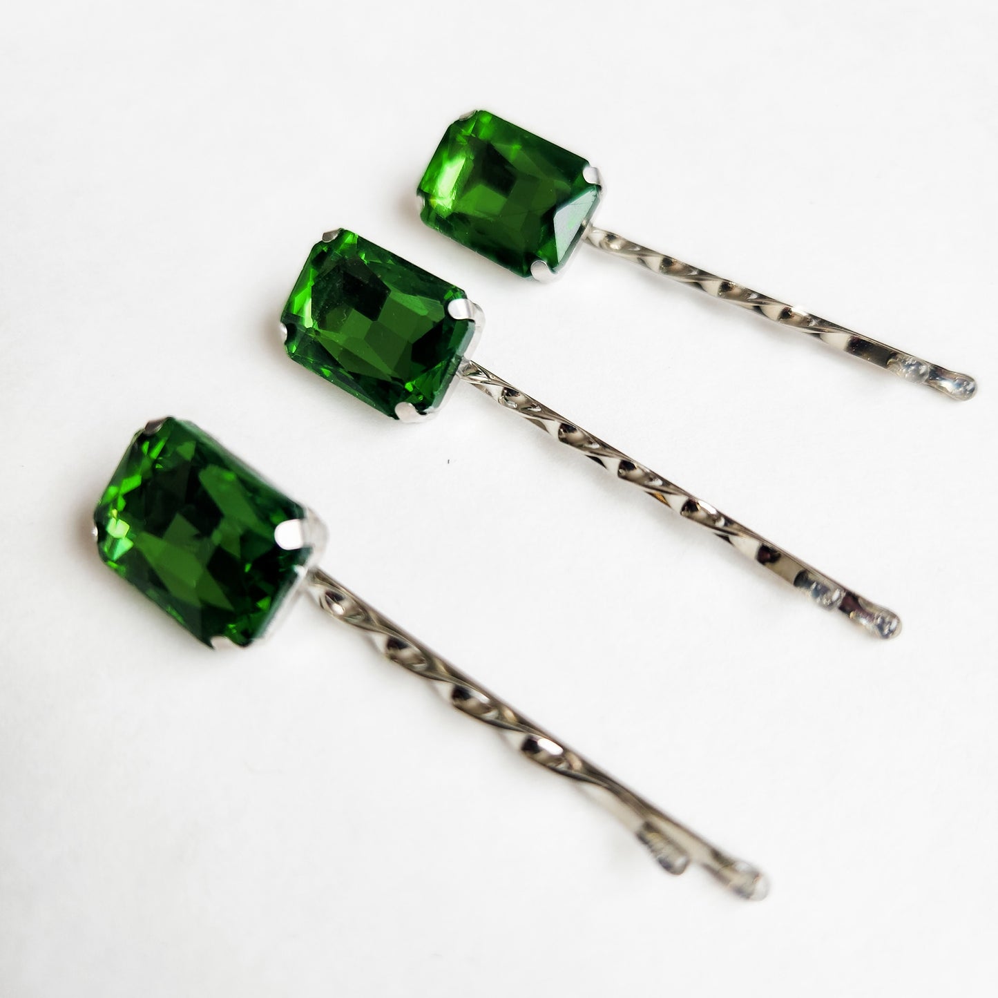 Emerald Green Vintage Rhinestone Hair Pins / Bobby Pins