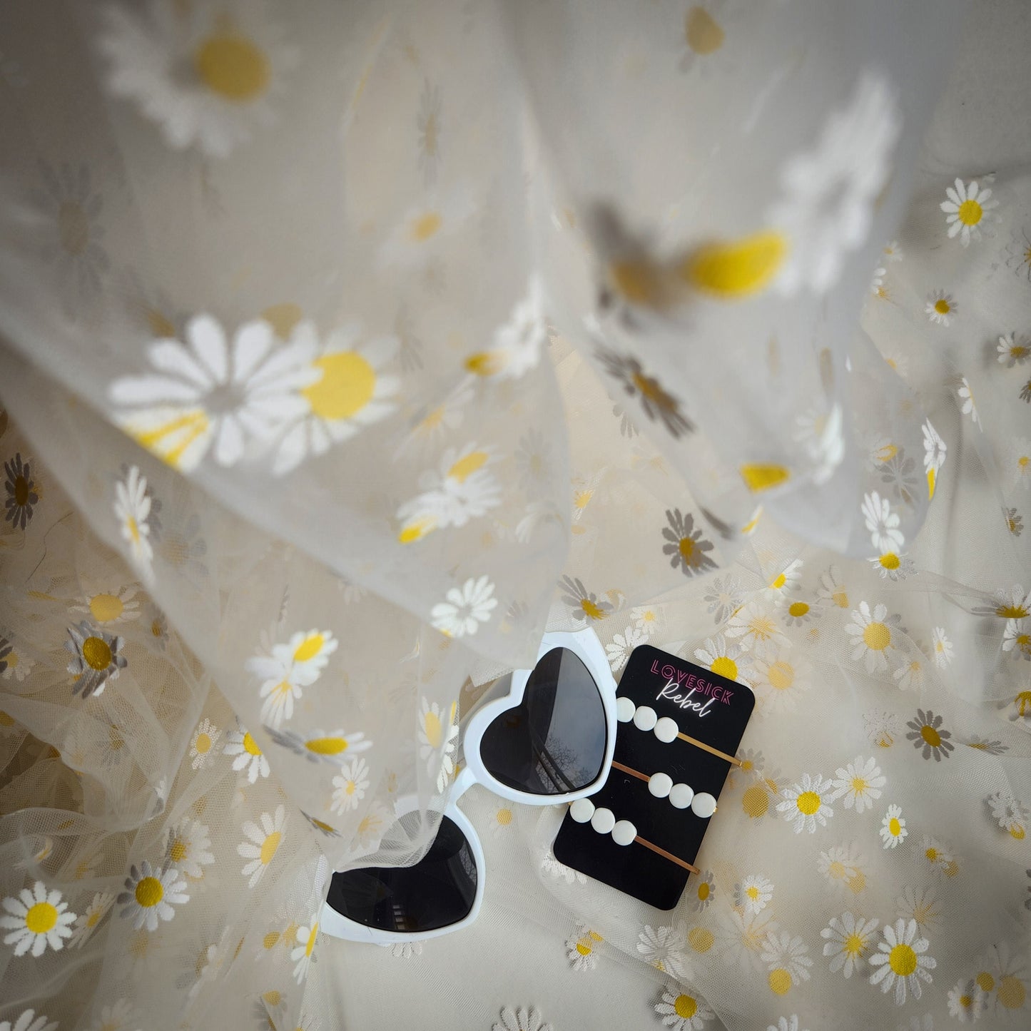 The Daisy May Floral Veil