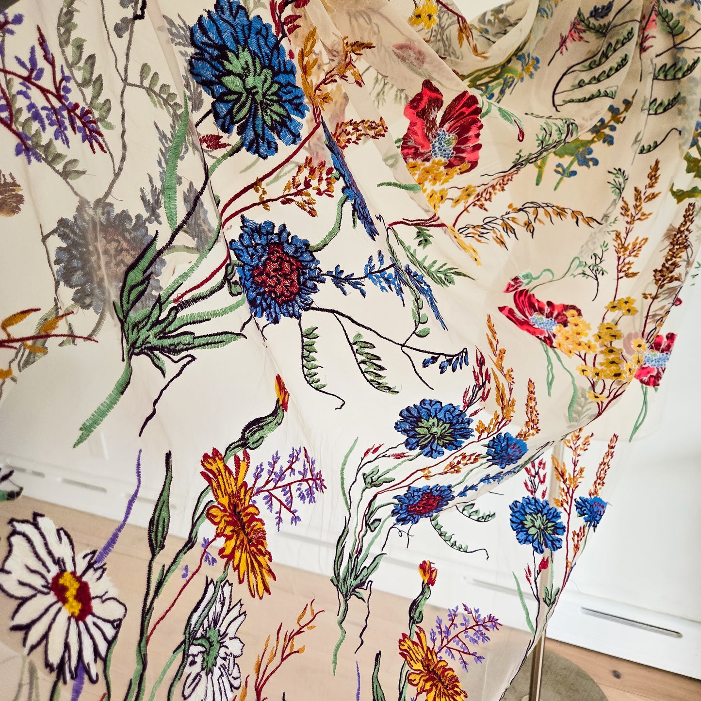 The Ophelia Veil in Off-White, Antique Ivory or black